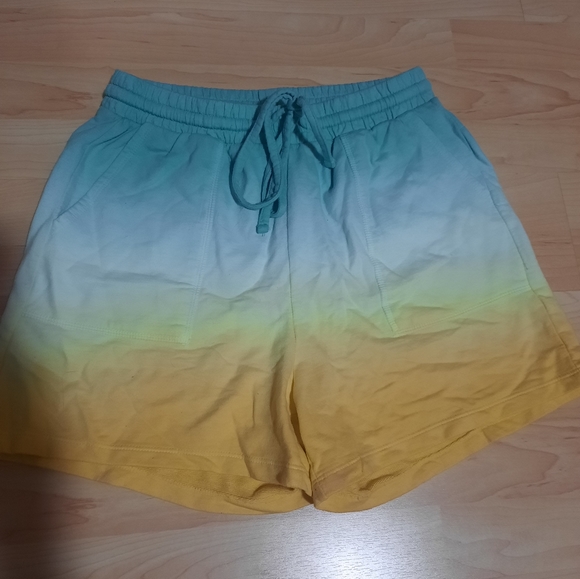 Crewneck & Shorts matching set - Picture 4 of 4